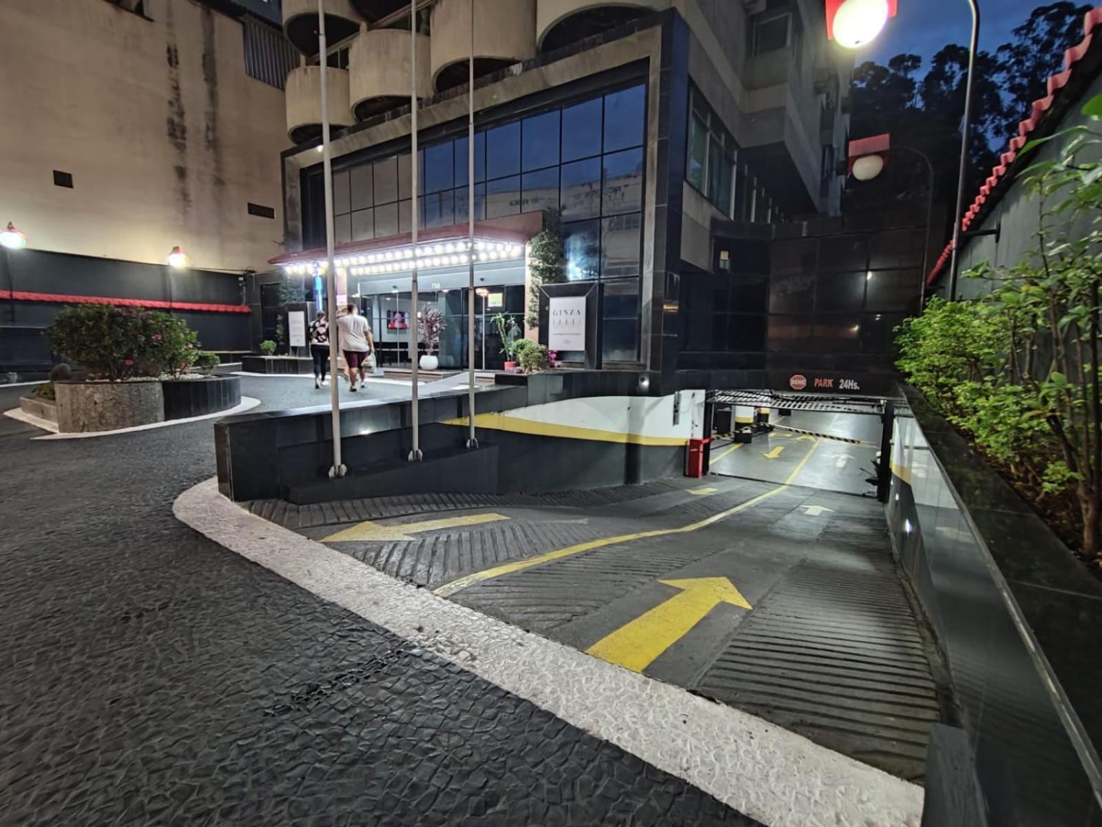 Apart Nobre Prox Feirinha Liberdade, Hakka Eventos, Hospitais E Metro Com Estacionamento, Sao Paulo